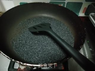 核桃芝麻糕的做法步骤:2