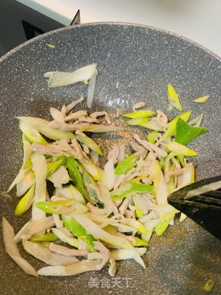 大葱炒肉丝的做法步骤：5