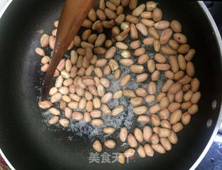 过年必备—花生芝麻糖,童年味道,营养健康,酥脆可口的做法步骤:2