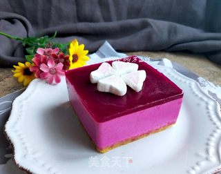 火龙果慕斯蛋糕的做法步骤:17