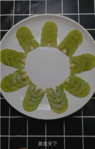 年夜饭----水果拼盘的做法步骤:4