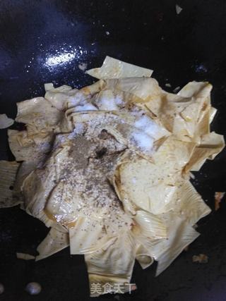 蒜蓉孜然豆皮的做法步骤：4