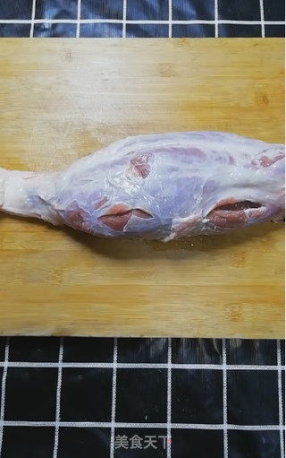 年夜饭----牛气冲天（酱牛肉）的做法步骤：1
