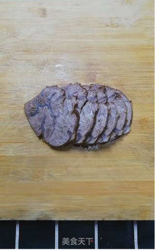 年夜饭----牛气冲天(酱牛肉)的做法步骤:11