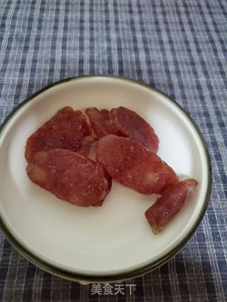 鳗鱼拼腊肠饭的做法步骤:3
