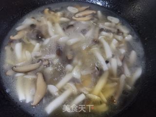虾仁菌汤的做法步骤:7