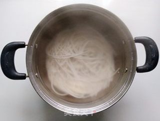 葱油叉烧拌面的做法步骤:4