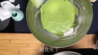 第七个抹茶味食谱,抹茶熔岩流心小蛋糕,心太软,口感爆赞!的做法步骤:7