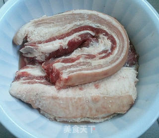 水煮咸肉的做法步骤：1