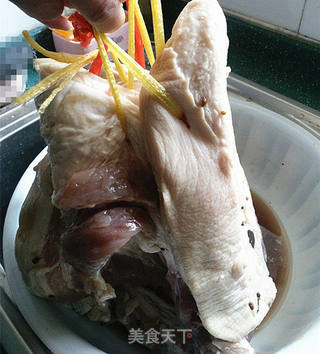 水煮咸肉的做法步骤:2