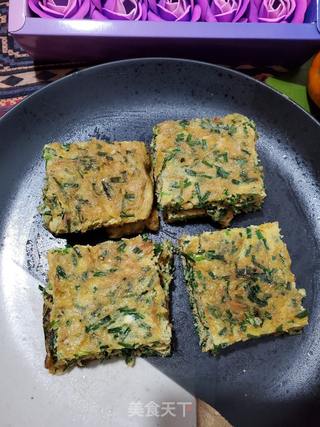 香煎韭菜虾皮蛋饼的做法步骤:12