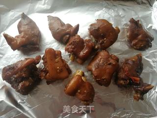 香辣烤猪蹄的做法步骤:12