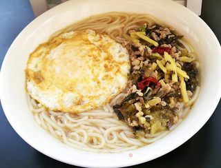 雪菜肉末米线的做法步骤:8