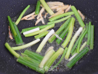 清蒸鲈鱼的做法步骤:8
