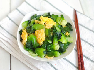 油菜炒鸡蛋的做法步骤:8
