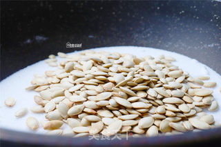 过年必备的6种炒货零食的做法步骤:2