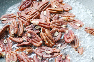 过年必备的6种炒货零食的做法步骤:6