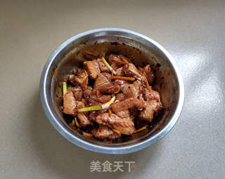 香辣酱蒸鸡翅的做法步骤:4