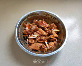 香辣酱蒸鸡翅的做法步骤:5