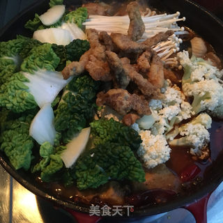 牛肉丸酥肉麻辣锅的做法步骤：12