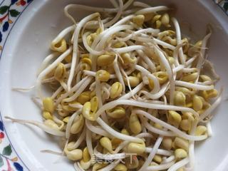 韩式泡菜火锅的做法步骤:4