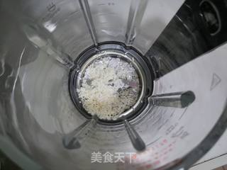 黑芝麻百合米糊的做法步骤:3