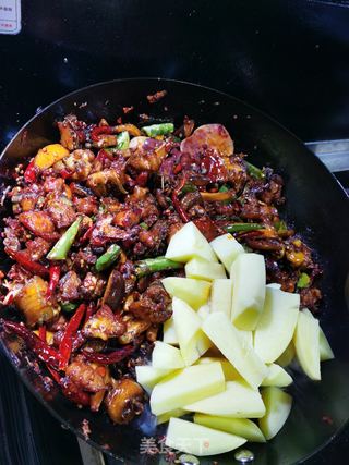 干锅辣子鸡的做法步骤:16