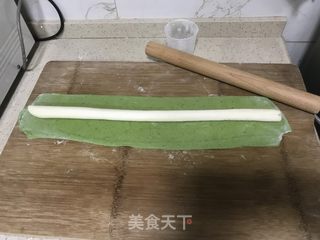 白菜饺子的做法步骤：2