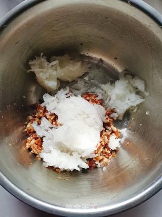 萝卜猪肉包子的做法步骤:8