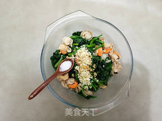 菠菜拌扇贝的做法步骤:10