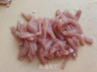 鱼香肉丝的做法步骤：2