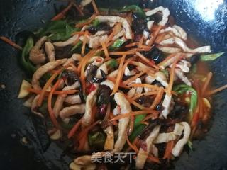 鱼香肉丝的做法步骤:16