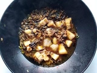梅干菜烧肉的做法步骤:9