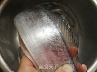 干炸带鱼的做法步骤:4