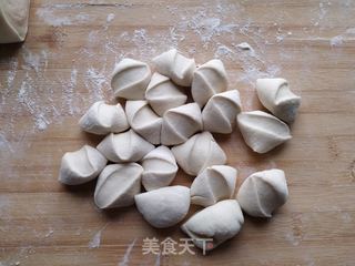 枣花馒头的做法步骤：7