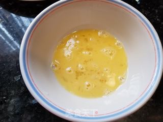 黄金满屋---凤尾虾球的做法步骤:7