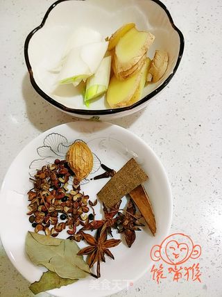 铁锅炖大鹅的做法步骤:2