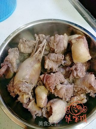 铁锅炖大鹅的做法步骤:4