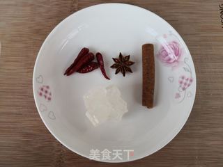 红烧肉的做法步骤：1