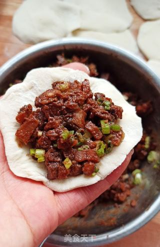 笋丁酱肉包的做法步骤:18