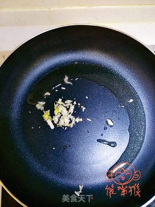 清炒虾仁的做法步骤：7