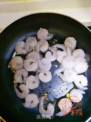 清炒虾仁的做法步骤：8