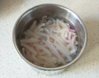 双色猪皮冻的做法步骤:7