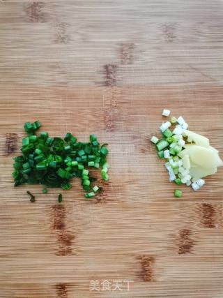 虾仁豆腐的做法步骤:2