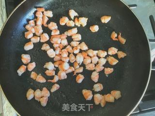 虾仁炒饭的做法步骤：5