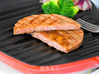 香煎鲜嫩牛排的做法步骤:13