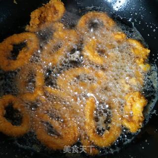 黄金鱿鱼圈的做法步骤:7