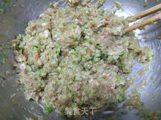 翡翠三鲜饺子的做法步骤:6