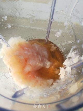 手工菠菜鱼丸的做法步骤:5