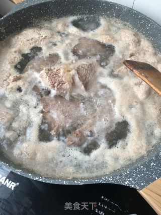“清肠食谱”玉带牛肉丝的做法步骤：2